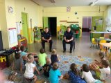 policjanci odwiedzili przedszkolaków w ramach akcji &quot;Bezpieczne wakacje&quot;